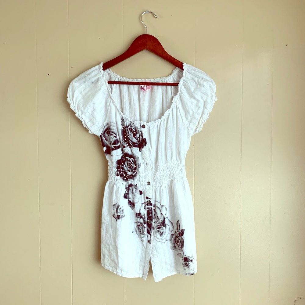 Dolled up small blouse floral black and white